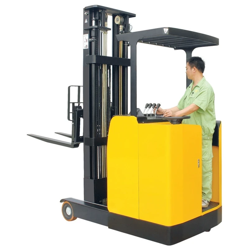 Stående motvektsskyvemasttruck (REV15ST) 1500 kg, 3000–6200 mm